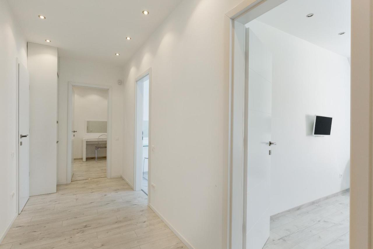 Budapest Central Square 2 Bedrooms Suite - Michaelides Voeroesmarty Square Residences Eksteriør bilde