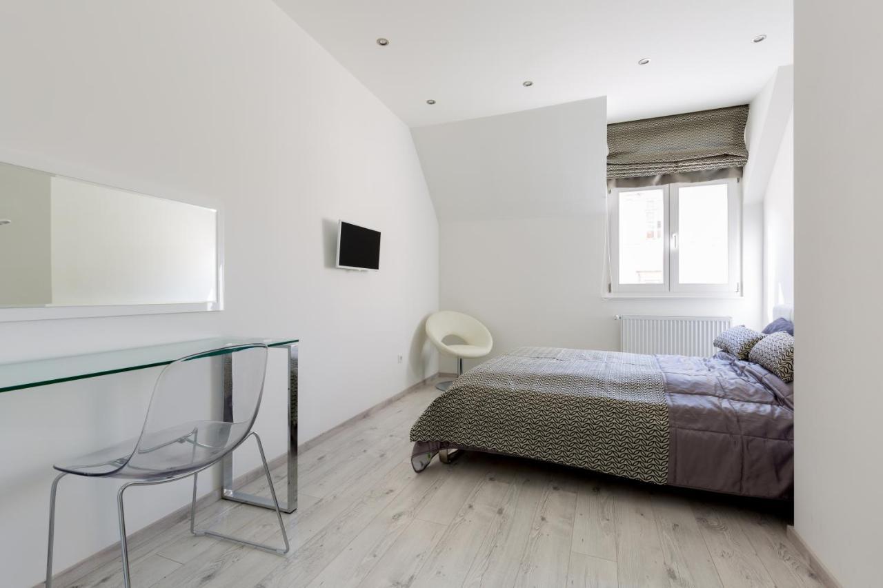 Budapest Central Square 2 Bedrooms Suite - Michaelides Voeroesmarty Square Residences Eksteriør bilde